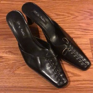 Slip on pointed heels